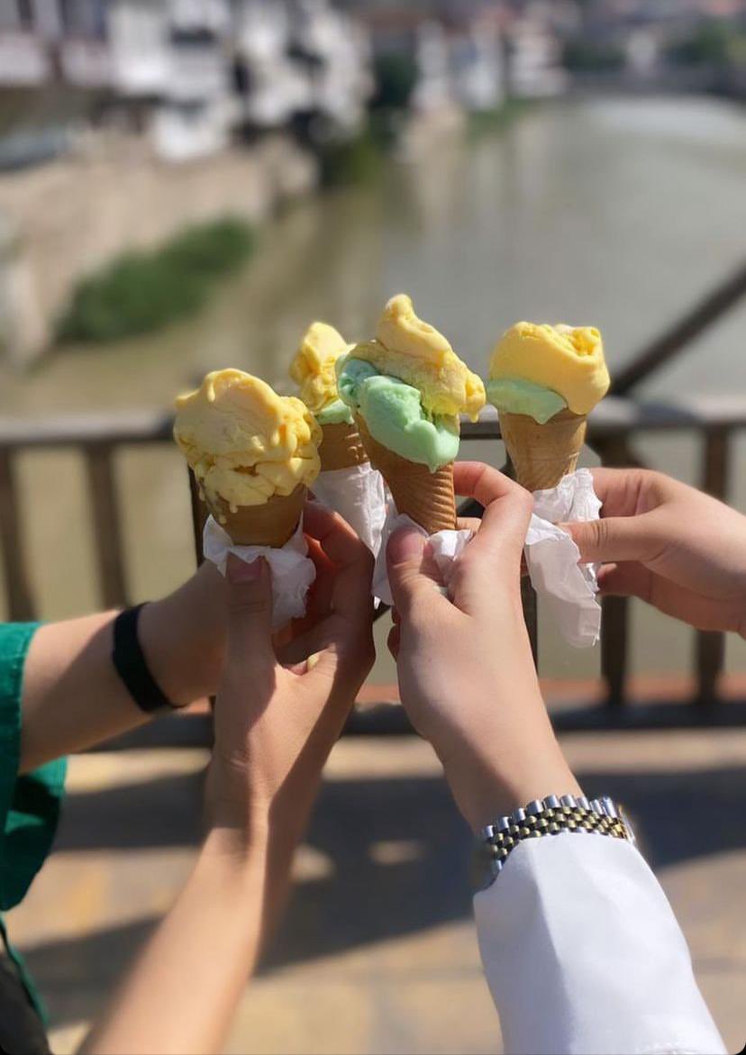 Hangisi benim ✋☺️