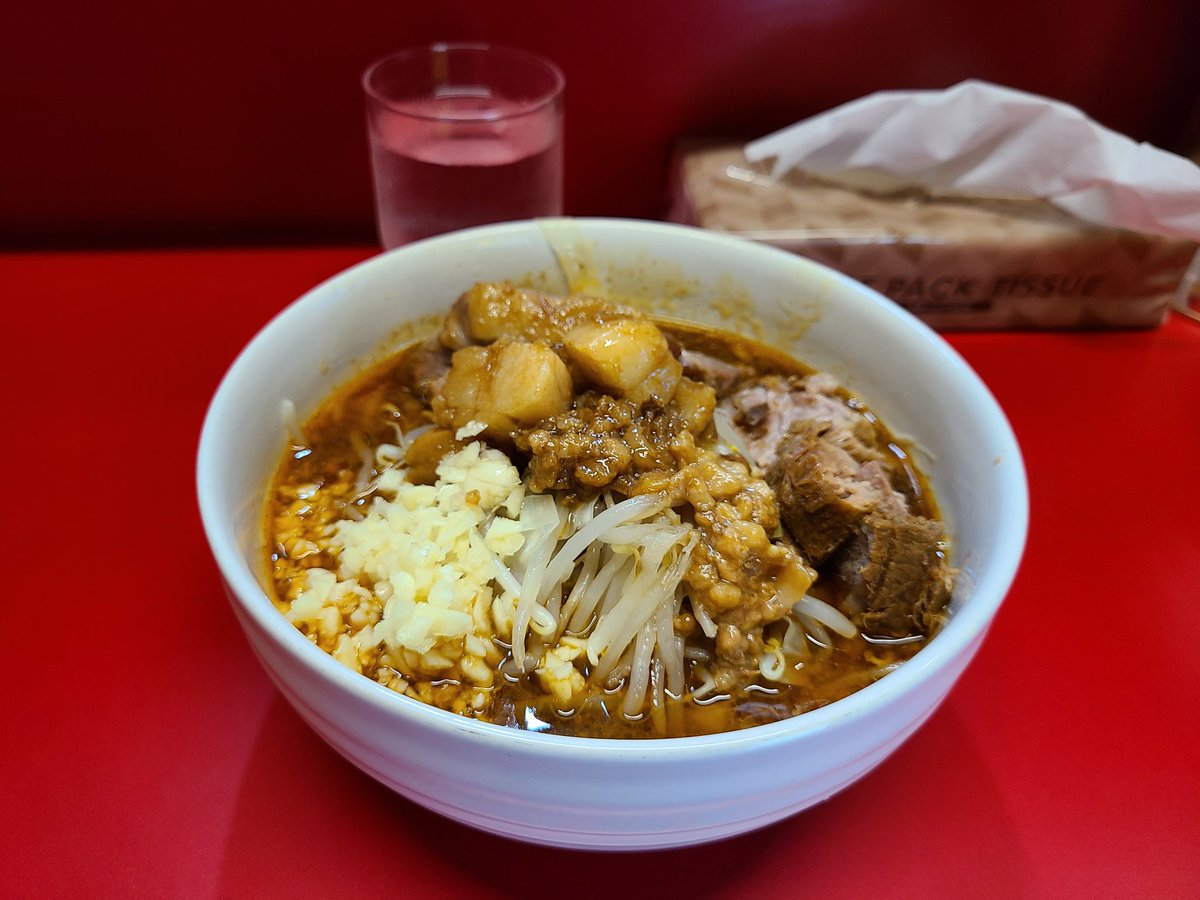 garlic_fat_vege's tweet photo. ラーメン二九六
限定　カレーつけ麺

豚の旨味や酸味等ベースがしっかり感じられるのにスパイシーで( ﾟДﾟ)ｳﾏｰ
タマネギもｲｲΣｄ(ﾟ∀ﾟ)
そしてやっぱしっかり締めた麺は最高！
旨辛つけ麺にも通じる感じするからお好きな人はぜひ！

ご馳走さまでした！
美味しかったです。 https://t.co/fvcK4rTgwt