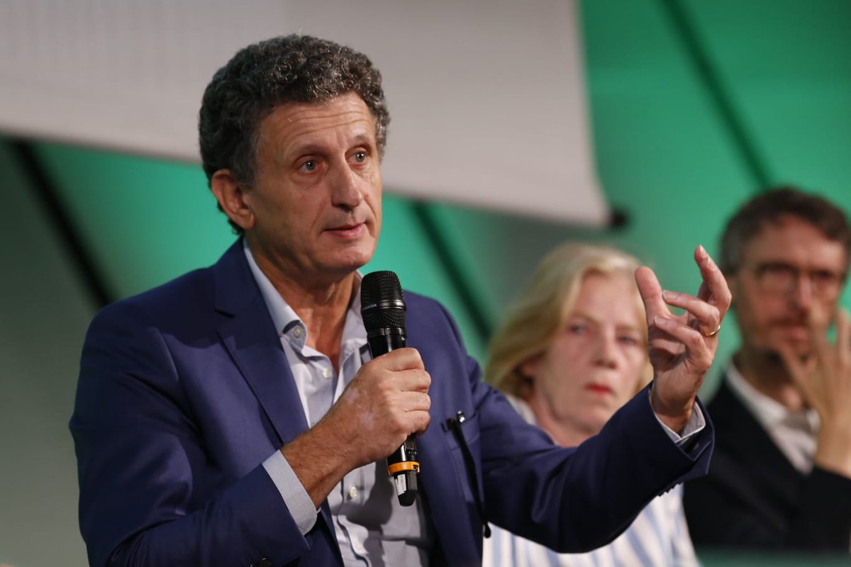 PRODURABLE's tweet image. Ce matin à @PRODURABLE  ! 😍
Retour en image : Plénière d'ouverture "La bascule de notre société sera culturelle ou ne sera pas !".

Rejoignez nous aujourd'hui et demain 🚀

👀 Le programme complet : produrable.com/fr/programme-2