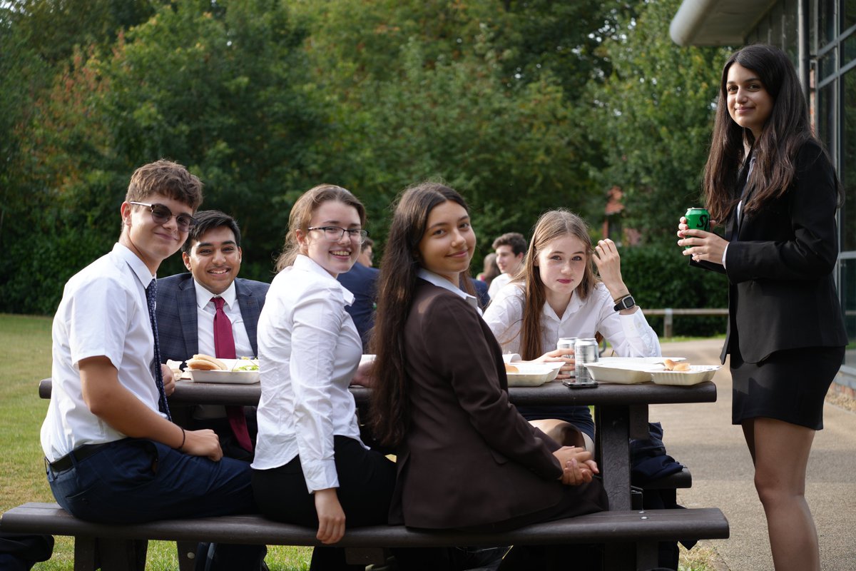 SASHerts's tweet image. To start the term off, Music Scholars and their families enjoyed a lovely BBQ in the School Orchard yesterday evening. 

#music #bbq #startofterm