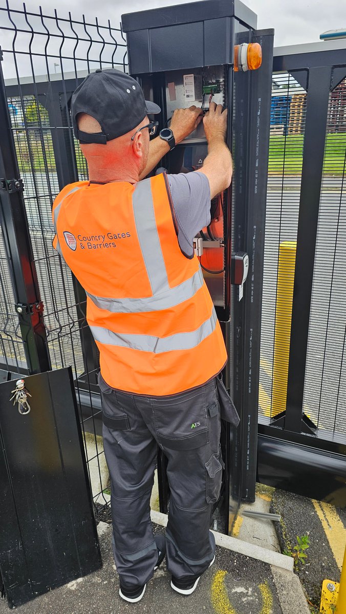 Due to continued growth at Country Gates, we are expanding our team again! Let's give a huge welcome to Matt Barber, our newest engineer at Country Gates &amp; Barriers! With 29 years of industry experience, he's not just bringing skills to the table, but a wealth of expertise.