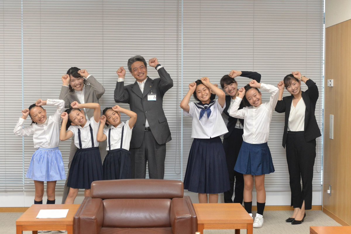 imizu_spo's tweet image. 「チア選手８人が全国大会の結果を報告」

チアリーディングチームPUPPYSに所属し、８月に東京都で行われたJAPAN CUP2023チアリーディング日本選手権大会に出場した選手８人が９月１２日、射水市役所を訪れ夏野市長（本協会長）に結果を報告した。

#射水市 #PUPPYS #チアリーディング #ジャパンカップ