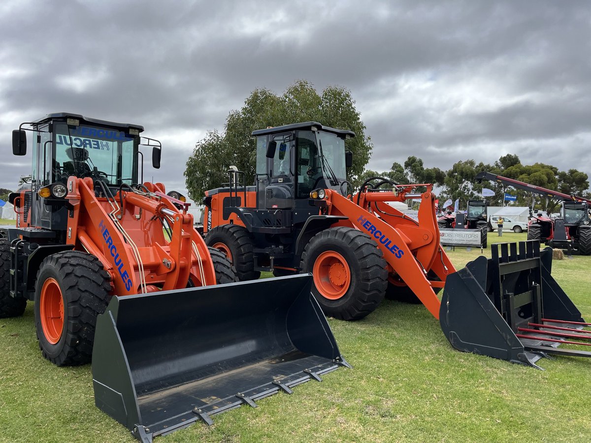 SAGrainServices's tweet photo. SA Grain services will be at the Riverland field days this week and also the Yorke Peninsula field days in a couple of weeks with plenty of machinery up for show , https://t.co/nxYRxnIiYZ
