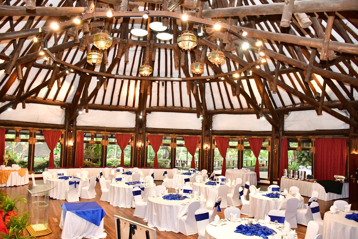 SafariPark_H's tweet photo. It's that time of the year again! 

Introducing our End-of-Year Packages! We understand that every corporate event is unique, and we've crafted a range of packages with YOU in mind.

For more details call 0709 732 000
#endofyear #offers #corporate #corporateparties https://t.co/NRGXyQULz8
