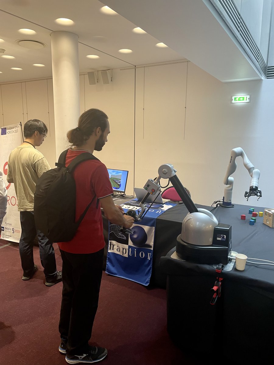 #CRAS2023 🗣 | The CRAS 2023 conference continues for a second day which promises to be rich in exchanges! Thank you to the speakers for presenting their work