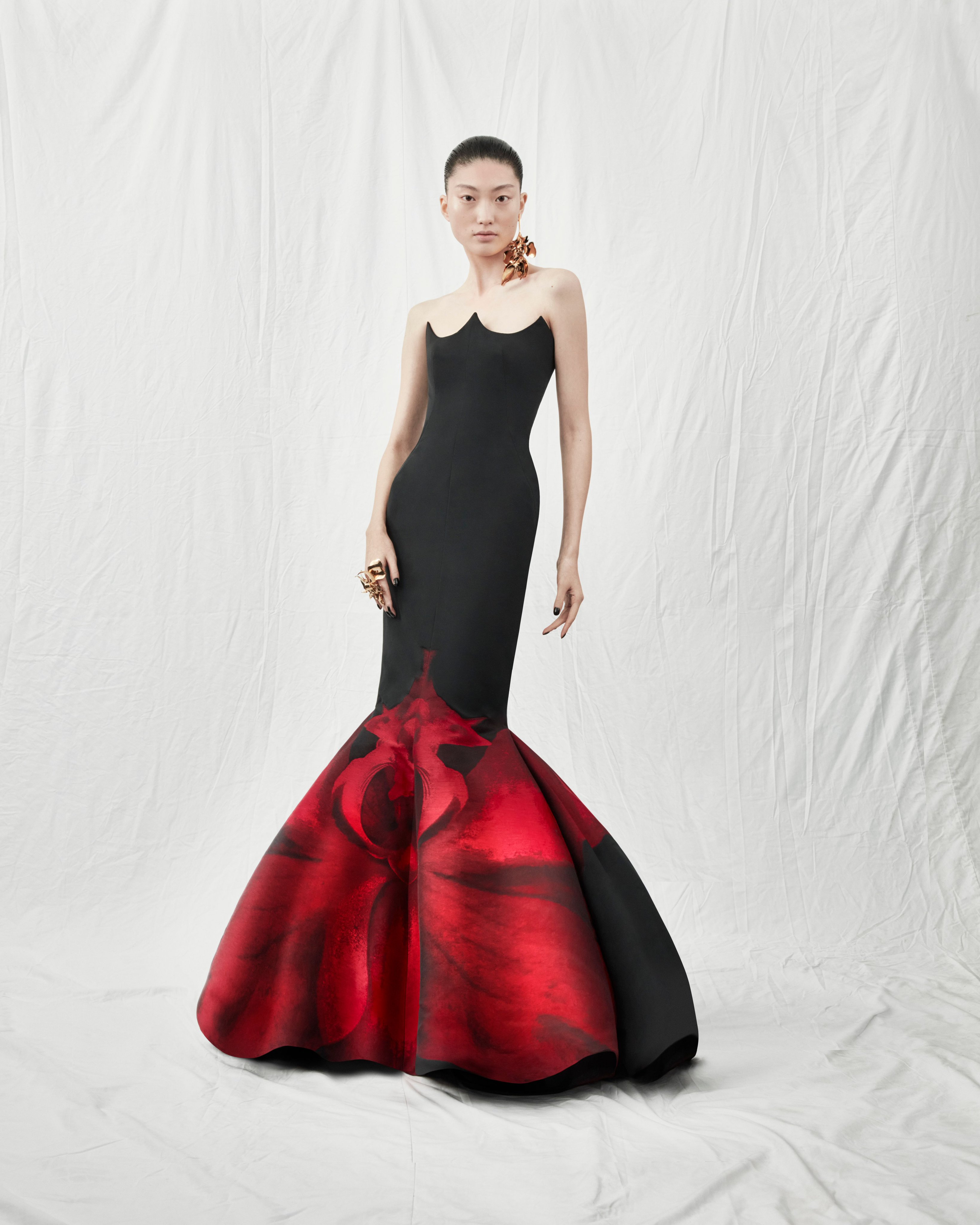 Alexander mcqueen black and red online