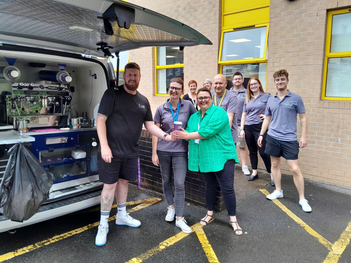 ValleysToCoast's tweet photo. 🥳Today we are celebrating 20 years of Valleys to Coast with our customers and colleagues. Follow us throughout the day to see how we’re marking this milestone!
Thanks to @CASE_UK_LIMITED for providing us with teas and coffees to start our morning off right☕
#VTC20💙 https://t.co/FwehDkhYeL