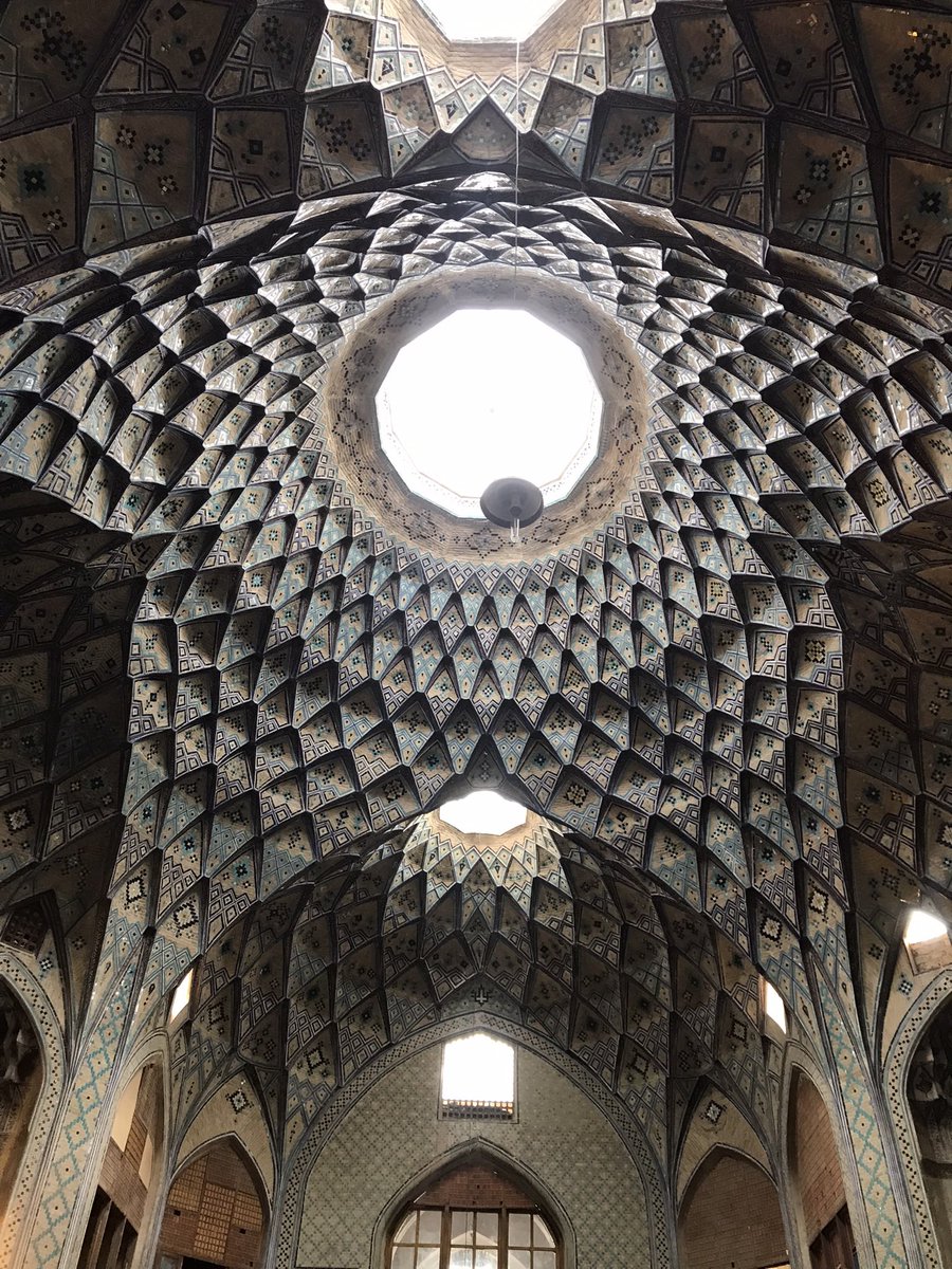 helena_travelsandfood tweet media