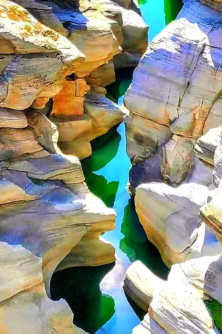 Good morning ...🌞☁️🍃💧🍊Happy tuesday...🧊🍁🌿☕  📸 :Taşyaran valley  by O.Ünlü.🇹🇷#TuesdayMotivation #CoffeeTime #PeaceAndLove 
#GoodMorningEveryone #Günaydın #Καλημέρα #Bonjour
#Buongiorno #BuenosDias #AnimalLovers #StayPositive #TuesdayMorning #12September    #12Septembre