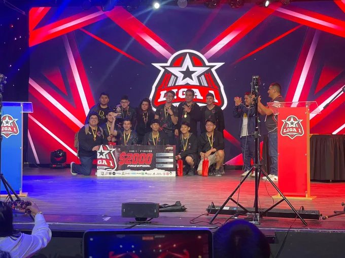 Danielic tweet media