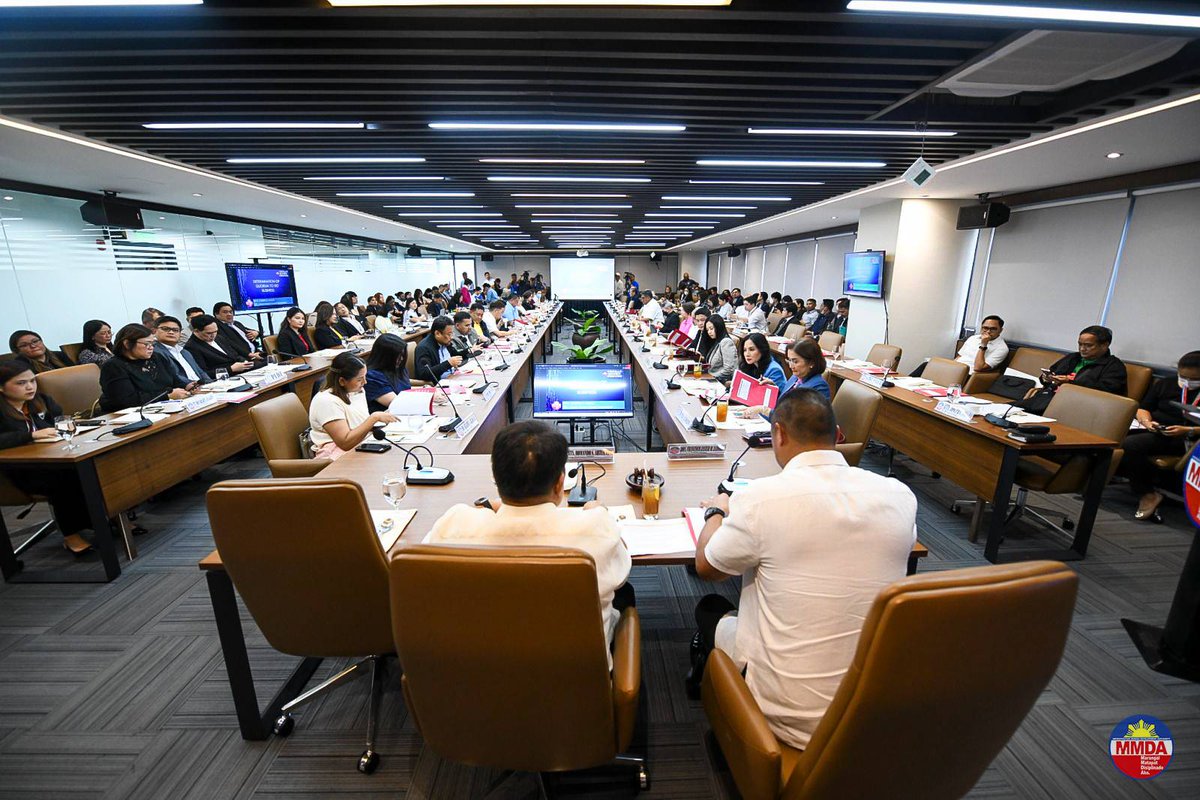 Sa pagpupulong ng Joint Metro Manila Council at Regional Development Council ngayong araw, inaprubahan ang MMDA Resolution No. 23-12 Series of 2023 na naghahayag ng buong suporta ng mga  alkalde ng National Capital Region sa pagpapalabas at implementasyon ng Executive Order (EO)