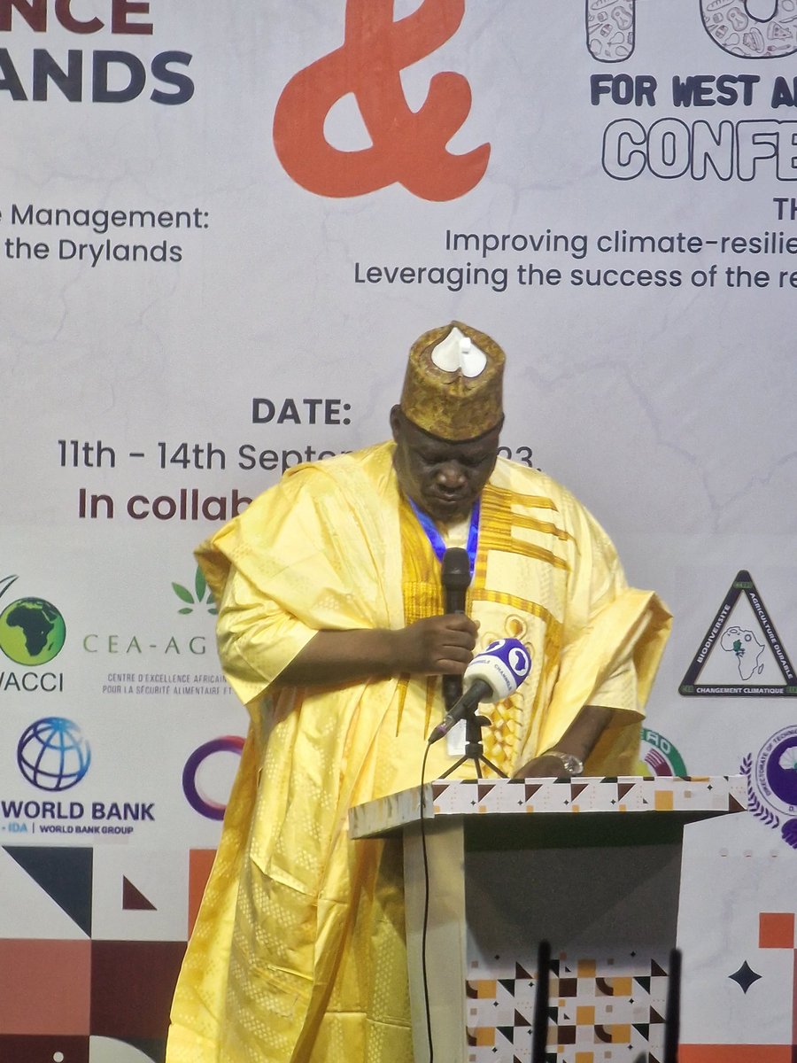 Ongoing. The Chair. Local Organising Committee delivers the welcome address #FoodForWestAfrica #DrylandsConference
#FoodSystems
#DrylandEcology
#SustainableDevelopment
#BiodiversityConservation
#ResilientCommunities
#LandDegradation
#DrylandAgriculture
#WaterManagement