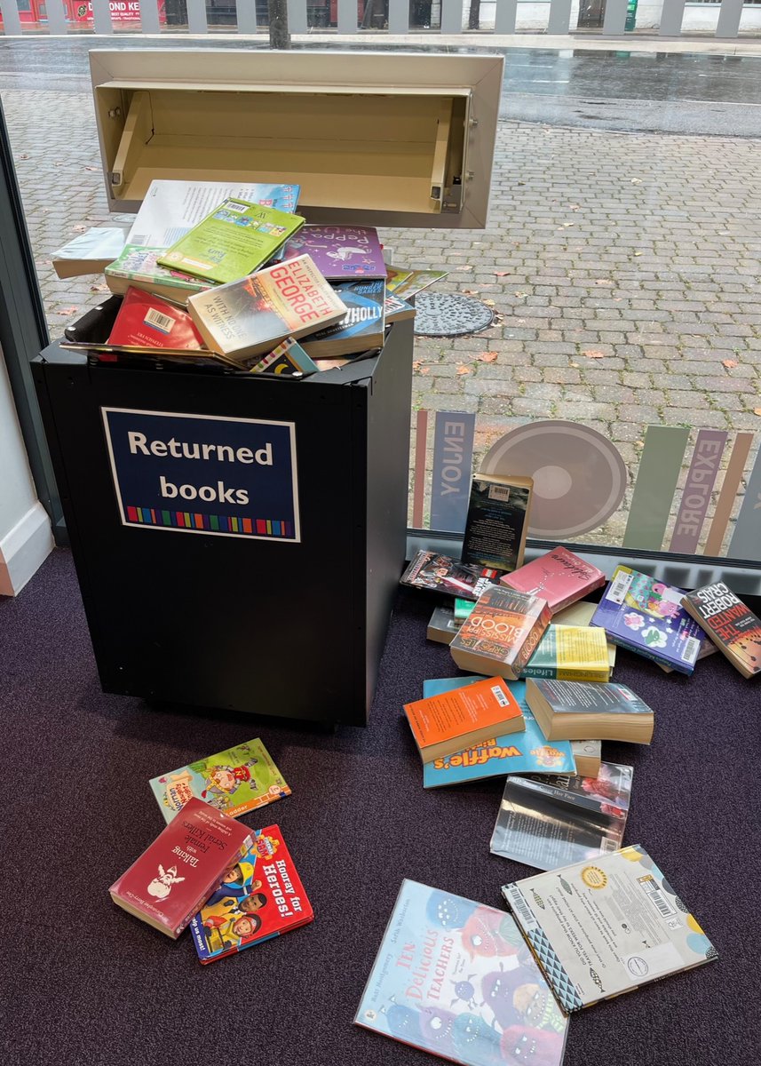 HorleyLibrary's tweet photo. Busy weekend for the Book Drop at @HorleyLibrary! All these books have now been processed and are currently being shelved by our lovely #LibraryVolunteer. We hope you enjoyed reading them!
@SurreyLibraries https://t.co/sXHsdbsTvP