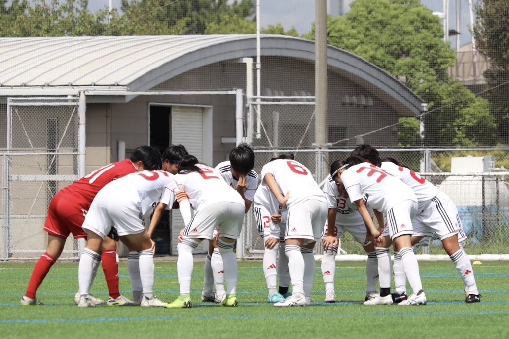 toyowsc's tweet photo. 【ホームページ更新】
第45回関東女子サッカー選手権大会 兼 
皇后杯JFA第45回全日本女子サッカー選手権大会関東予選　5位・6位決定戦
vs 東京国際大学のPLAYERS COMMENT⚽️

今回は#20 小林莉々子選手  #2 落合依和選手 #38 加藤満久花選手  です！

閲覧方法↓
URLをタップ❕
https://t.co/x9gk8eAHRk https://t.co/yOzQ8inylQ