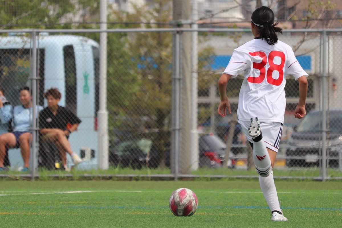 toyowsc's tweet photo. 【ホームページ更新】
第45回関東女子サッカー選手権大会 兼 
皇后杯JFA第45回全日本女子サッカー選手権大会関東予選　5位・6位決定戦
vs 東京国際大学のPLAYERS COMMENT⚽️

今回は#20 小林莉々子選手  #2 落合依和選手 #38 加藤満久花選手  です！

閲覧方法↓
URLをタップ❕
https://t.co/x9gk8eAHRk https://t.co/yOzQ8inylQ