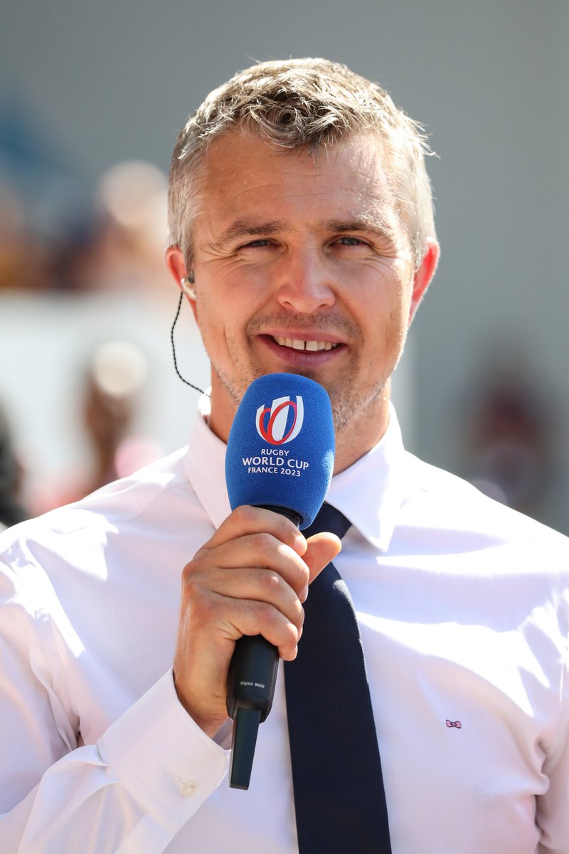 YoyoCROUZ's tweet photo. 😍Un premier match au Stadium de Toulouse au micro 🎤 en compagnie de @HQVince pour la Coupe du Monde de Rugby @france2023 sous un soleil de plomb☀...

👏👌Dans une ambiance géniale, fraternelle, conviviale et festive ! Bravo à tous !

#speaker #coupedumonde #toulouse #rugby https://t.co/VyCMzuo52K
