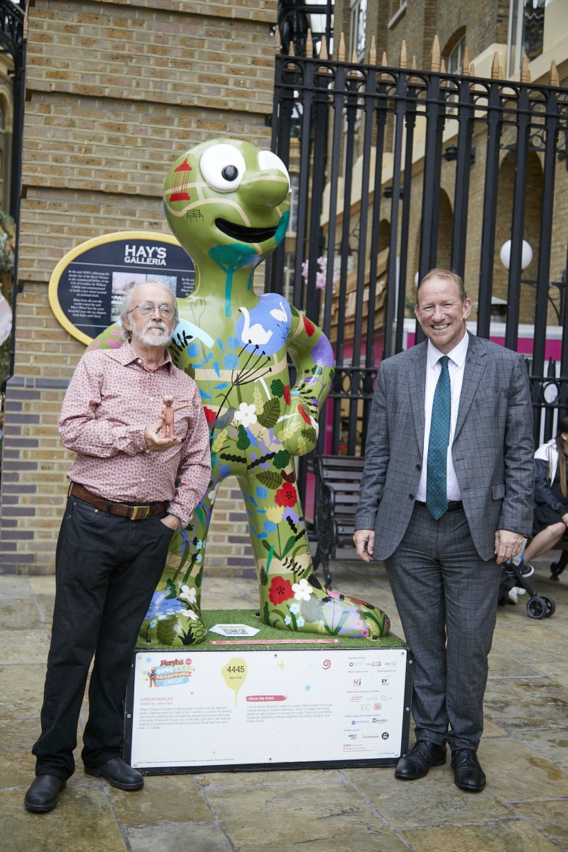 Thanks to our Presenting Partner, @Barrattplc for their contribution to our art trail.

Their sponsored sculpture 'Morph and Friends Explore London' will be auctioned off today to raise vital funds for Whizz Kidz.

Our online auction will close at 10pm tonight!