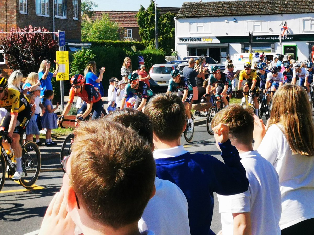 HOSM Primary (@hosmprimary) on Twitter photo Tues 5th Sept - First Day back and what a fabulous experience for all of KS1 and KS2 cheering on the riders in Stage 3 of <a href="/TourofBritain/">Lloyds Tour of Britain</a>
#hosmsport Tues 5th Sept - First Day back and what a fabulous experience for all of KS1 and KS2 cheering on the riders in Stage 3 of <a href="/TourofBritain/">Lloyds Tour of Britain</a>
#hosmsport