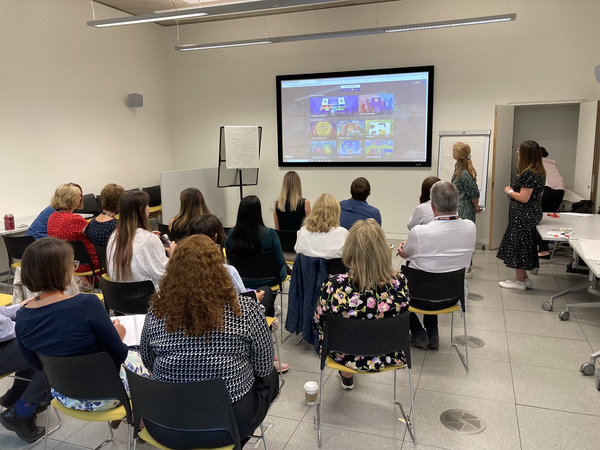 Our Careers service teams are meeting this morning to make final preparations and share plans for new academic year. @RHCareers @RHVolunteering #CareersConsultants #EmployerEngagement #Placements #Enterprise #studentfutures #nextsteps #team #newacademicyear