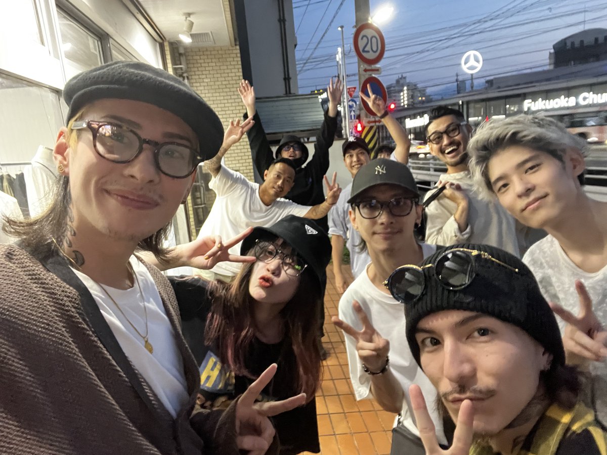 RealAriGrandeX's tweet photo. NOEZ 撮影でした✌️
皆、16.17幕張待ってるねー

#NFX https://t.co/3JcAUWTcMK