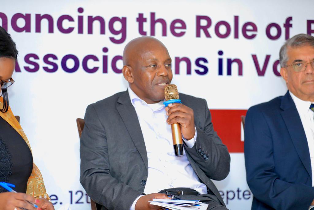 afyanahakiug's tweet photo. “A vaccine market cannot be sustained at the regional level alone. We need to create a common vaccine market at both regional and continental levels."- Dr Emmanuel Higenyi, @JMSUganda 
#VaccineManufacturing https://t.co/trbhmOLWNg
