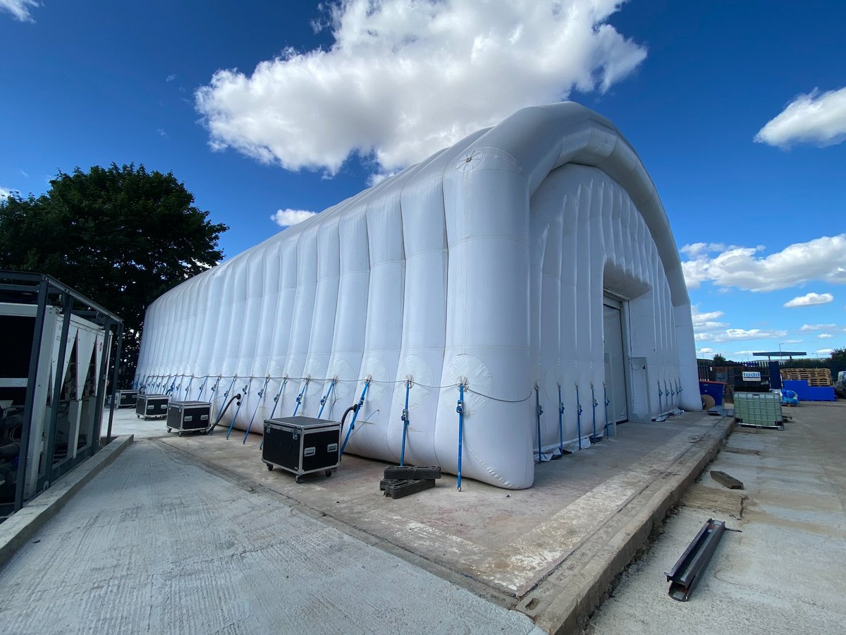 Tectoniks's tweet photo. Colder seasons create problems, whether it’s a lack of natural light or the weather. We can solve these problems with our easily installed, modular inflatable structures, whilst helping you meet your sustainability goals.

Please contact Chris Allen at 07775591911 for more info. https://t.co/PbRJFvWS71