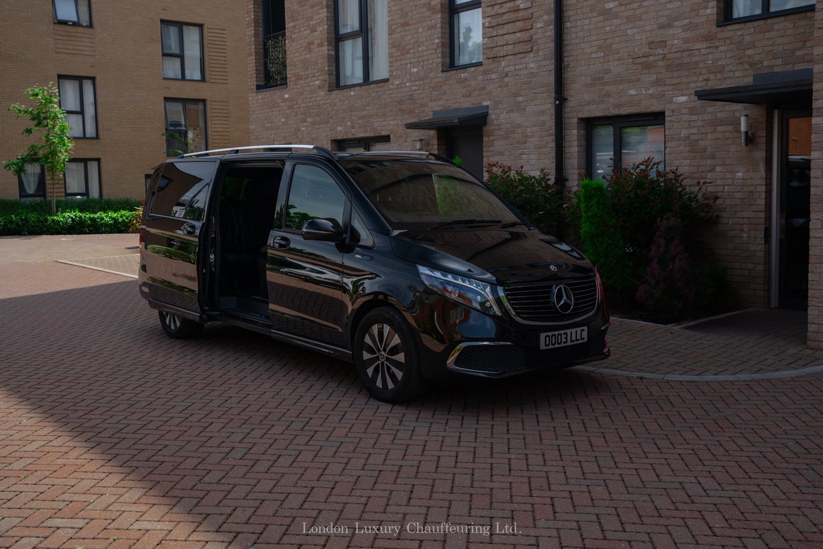 LLCCARS's tweet image. Smooth Landings, Seamless Transitions. Arrive in Style with our Chauffeured Mercedes-Benz EQV Airport Transfer Service. 🛬🌟 #ElectricLuxuryTravel #AirportArrival #LondocChauffeurs #LLCcars