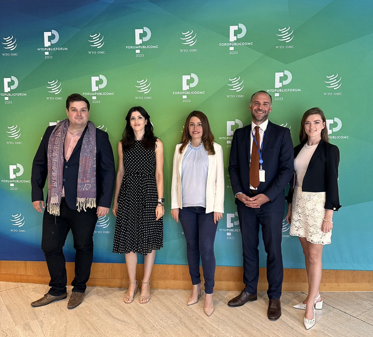 facilitatetrade's tweet image. The @ITCnews #TradeFacilitation team is here at @wto #WTOPublicForum! 💼 ⭐️ If you see us around, come talk to us - let’s discuss how we can collaborate on #digitaltrade &amp;amp; #tradefacilitation reforms 🚚♻️💻