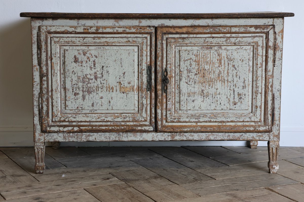 BrownriggUK's tweet photo. Superb 18th Century French Painted Buffet in its Original Paint
https://t.co/ulmOks31FV
#paintedbuffet #antiquebuffet #paintedfurniture #antique #furniture #interiordesign #decor https://t.co/RiW4f5V5X5