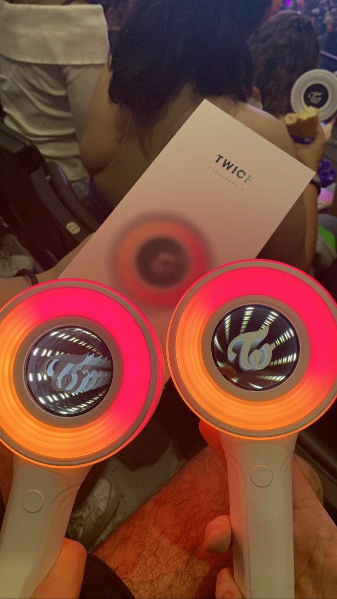 Shypoumwh_ tweet media