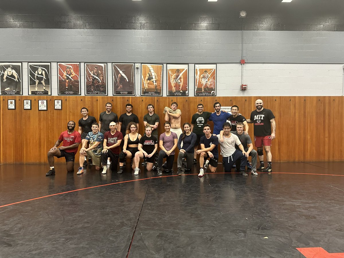 We’re back!! 💪 Great first practice yesterday!! 

#MIT #massachusettsinstituteoftechnology #wrestling #freestylewrestling #folkstylewrestling #menswrestling #womenswrestling #collegewrestling