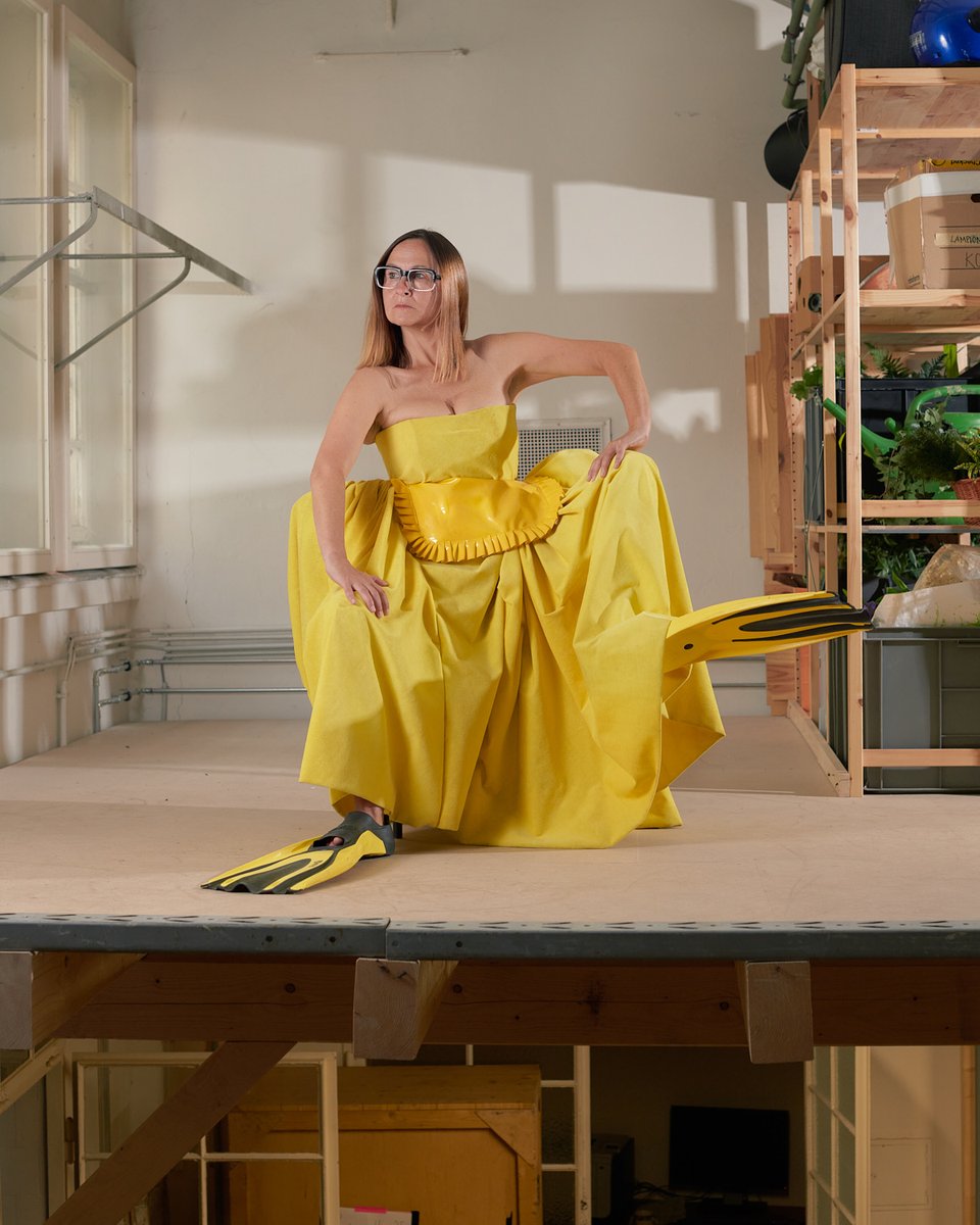 Liebe Ursula Reiter, herzlich willkommen am Schauspielhaus! Aktuell probt sie für die Premiere von BÜHNENBESCHIMPFUNG, zusehen am 3. November bei uns am Schauspielhaus. 

Mehr Infos unter: neu.schauspielhaus.at

📸 Julian Lee-Harather / soju.studio