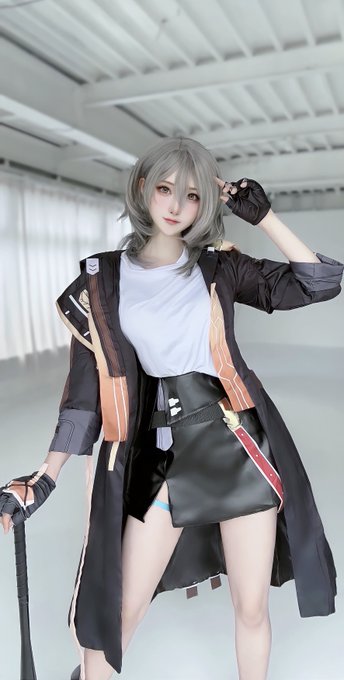 Twitterのコスプレ画像15