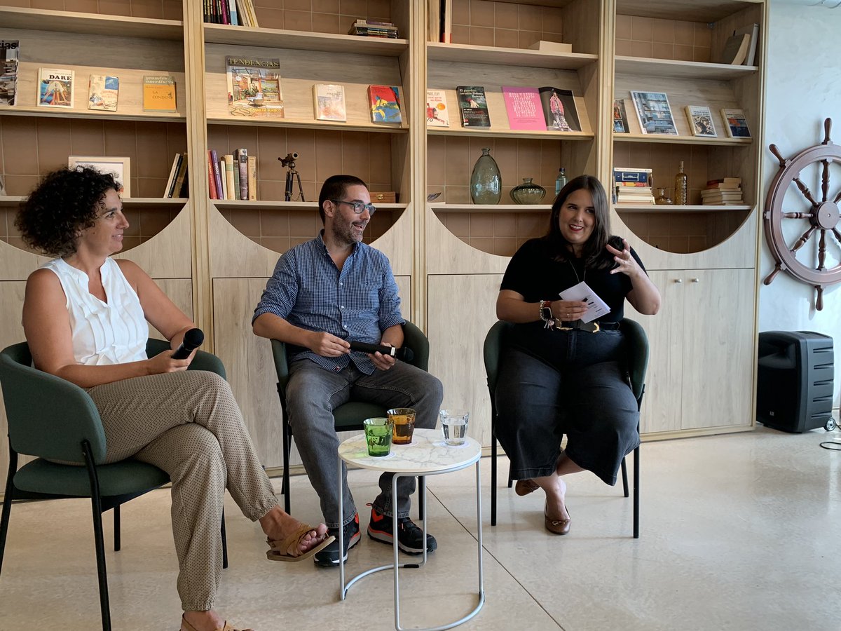 TereDomenech's tweet image. Pues ya estaríamos. ¿Razón o ❤️?
Conversación a tres @tomhorsey, @palomali @PlugandPlayES y @RaquelBernal3 @draperb1_vc #ScaleUpVlc