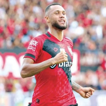 SofascoreBR's tweet photo. 🔎 Gustavo Coutinho (24 anos) é o líder em gols e participações em gols do @BrasileiraoB 2023. 🔥🔥

⚔️ 22 jogos
⚽️ 12 gols
🅰️ 2 assistências
⏰ 120 mins p/ participar de gol
✅ 67% conversão de chances claras (8/12!)
🎯 64% pontaria no chute (23/36!)
💯 Nota Sofascore 7.04 https://t.co/bJZA9XUNhL