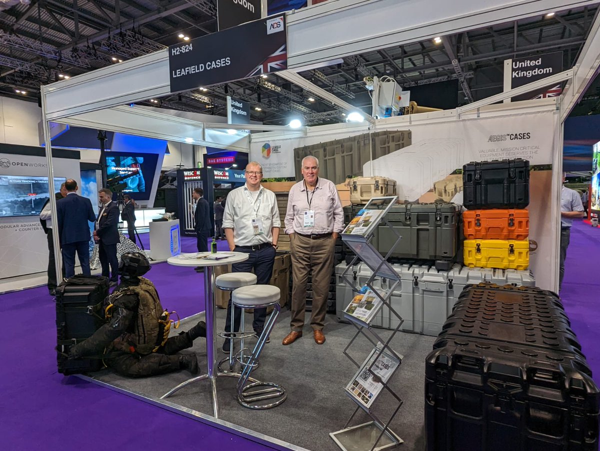 Its day 1 at DSEI 2023!
Find Philip Maddox, Tony Moore & Oliver Küpper on stand H2-824 to chat all things Cases! 📍📆

View our full range: 👇
lnkd.in/eaNqjMyH

#ExportChampion #ukmanufacturer #customcases #IP67 #ukmanufacturer #transitcases #DSEI #DSEI2023
