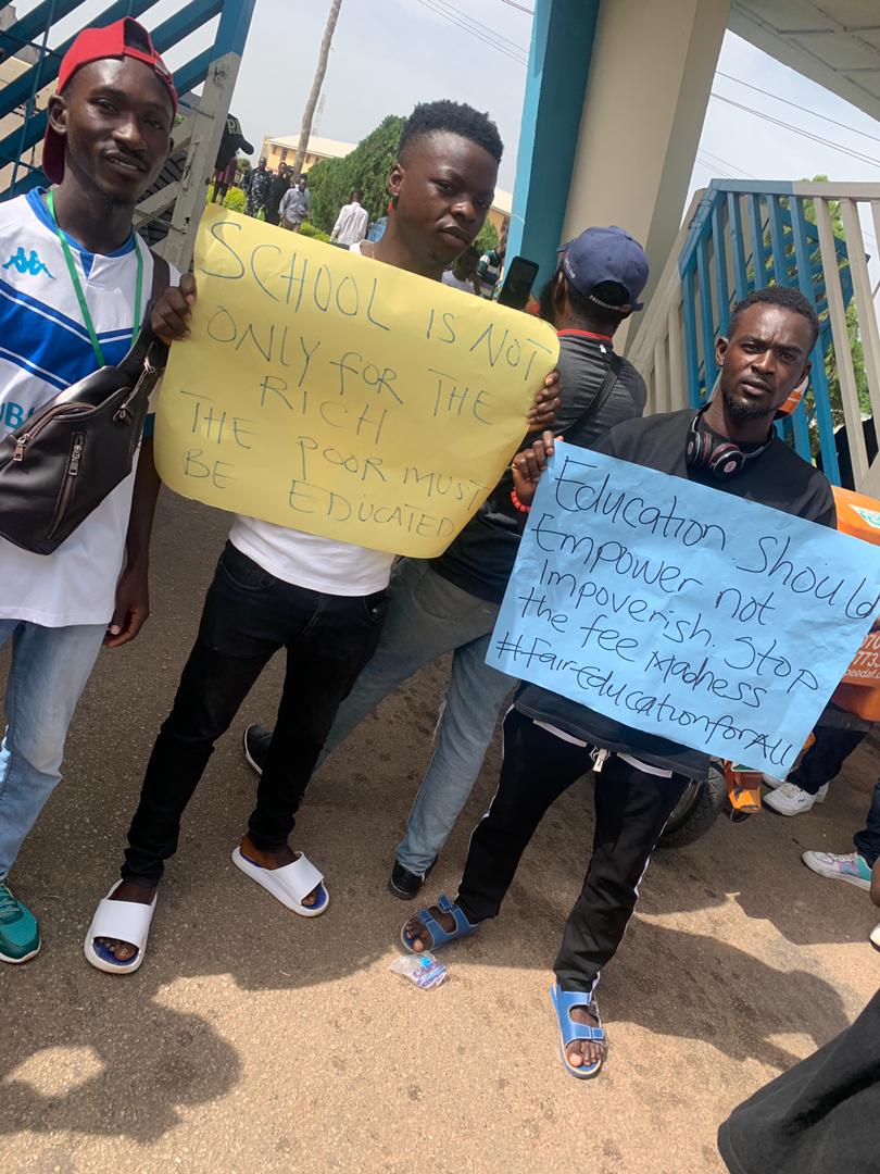 nanjul_nelly's tweet photo. NO TO SCHOOL FEES INCREMENT
#JOSITE
Plateau✊✊ https://t.co/TxkK2VvrN1