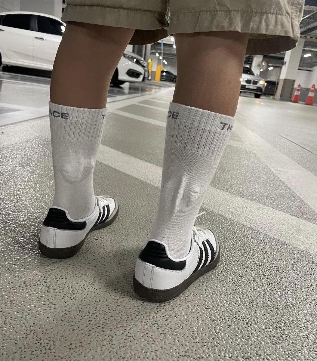 ⠀⠀⠀⠀⠀⠀⠀⠀⠀⠀⠀⠀⠀⠀⠀⠀⠀ 거예요?
                                 올라가는
                 어디까지
벤토리양말