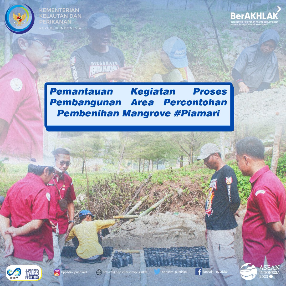 pusriskel's tweet photo. Pangandaran (12/09/23) PJ PIAMARI Usep Mulyadi, bersama 2 instruktur kelautan Wisnu dan Guntur melakukan pemantauan kegiatan proses pembangunan area percontohan  pembenihan mangrove di depan gedung #Piamari. 
@kkpgoid @bppsdm_kp @hendrasiry
#KKPThrive https://t.co/Bqm0vpqk5b