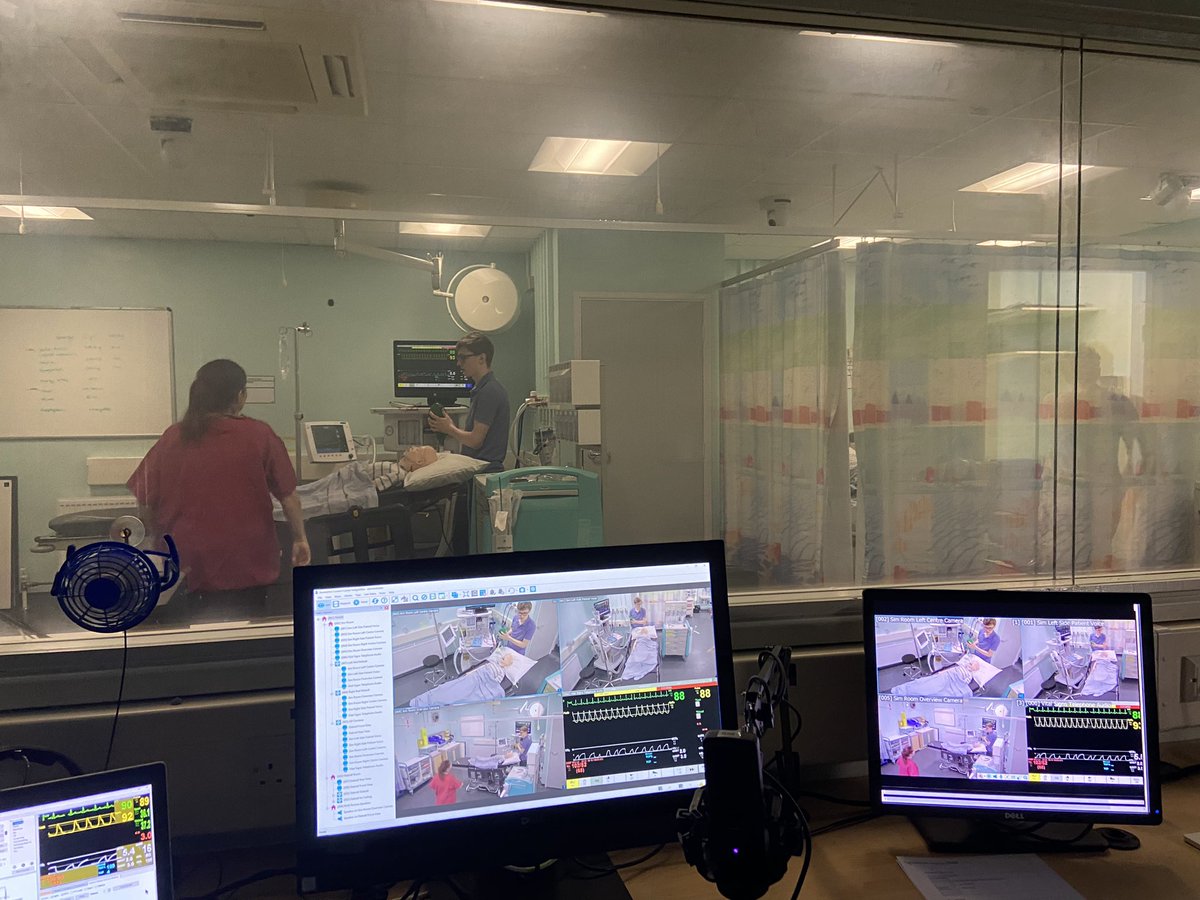 Anaesthetics this morning with scenarios focusing on common anaesthetic emergencies, team work and communication! 👌always great to work with our anaesthetic department! <a href="/emmawsimulation/">emma williams</a> <a href="/RGonzalezPHU/">Raquel Gonzalez</a> <a href="/PHUEducation/">PHU Education</a>