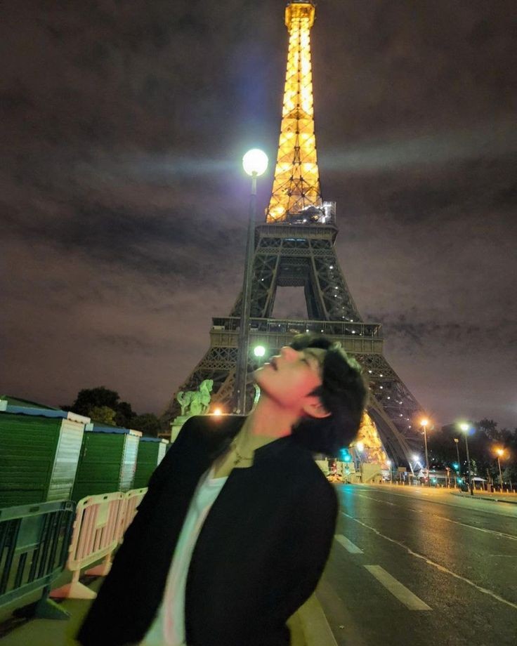 tjvfeed's tweet photo. day                                                           night https://t.co/AX32mJaOWb