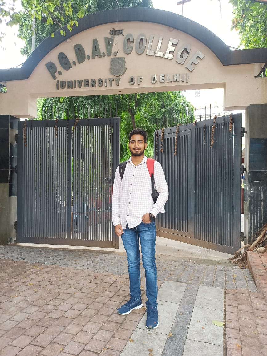 Priyansh_u_5556's tweet photo. So the new journey has started from here..✨
@pgdav_du 
@UnivofDelhi 
#PGDAV 
#Delhi_university https://t.co/eC425PUT9T