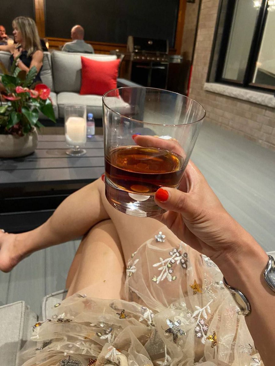 Lu Christina tweet media