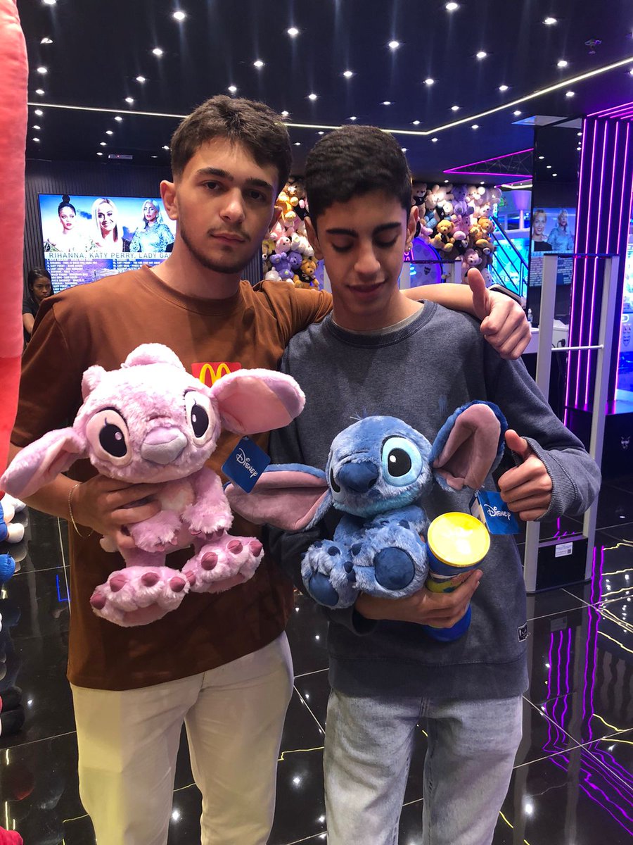 rd_mello21's tweet photo. Tiveram dois bb 🥹🥹🥺😭😭 #riandotado #naoseicomoeleaguentou #filhoslindos #hashtag #eunaoaguentaria https://t.co/rKujoAOEiN