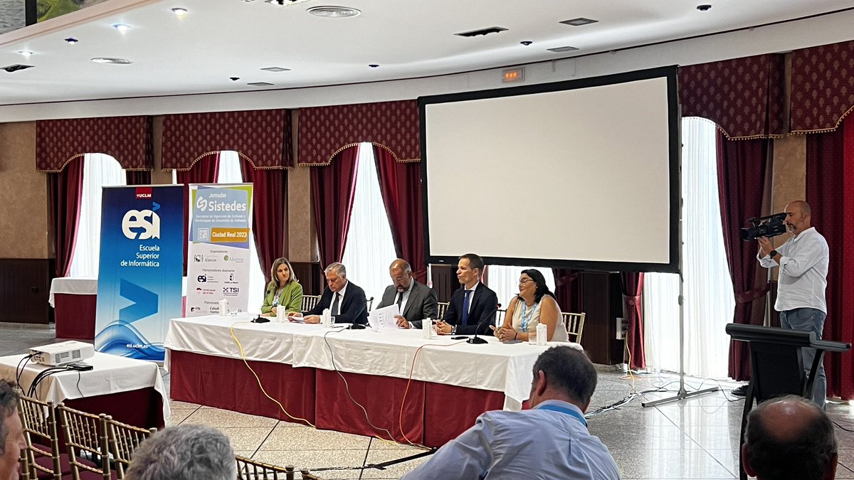 JornadaSistedes's tweet image. Sesión inaugural de las Jornadas #SISTEDES2023