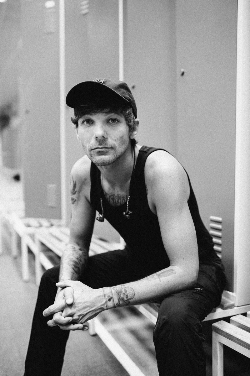 LOUISARCHlVE's tweet photo. https://t.co/27p5HJpF8k