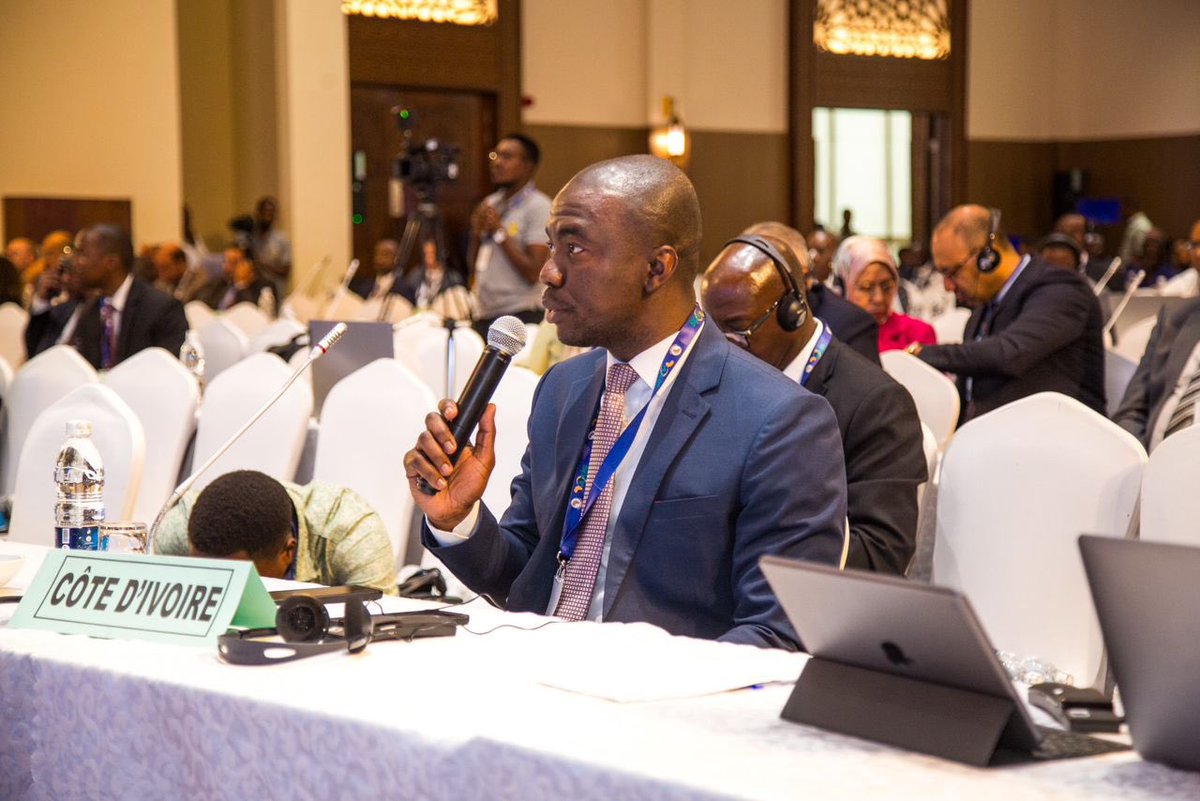 _AfricanUnion's tweet image. To accelerate economic integration, the African Union is implementing several projects on energy &amp;amp; infrastructure development through #PIDA to expand road networks, harbours &amp;amp; ports, air transport, railways, water ways, energy and fibre optic.
Learn more- au.int/en/newsevents/…