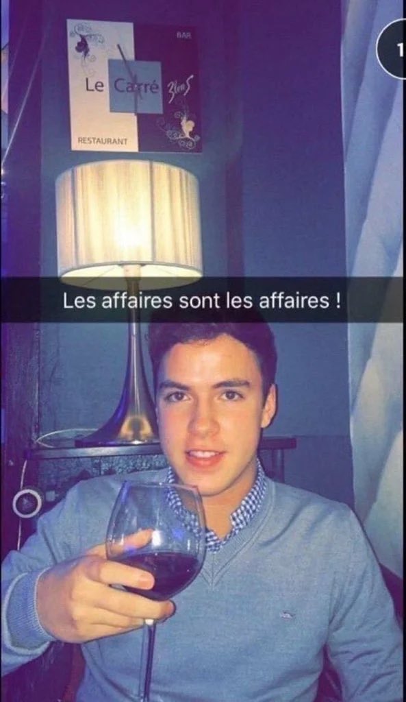 Unbanwkl's tweet photo. Jv reprendre l’activité du compte pour me faire de l’argent sur le dos de @laink et @terracid https://t.co/mDVA6xvw1s