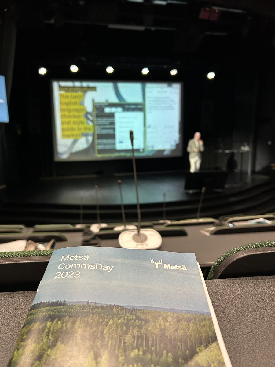 #Tekoäly viestinnässä ja markkinoinnissa-luento a la <a href="/minuskeli/">Mikael Alatalo</a> käynnisti tämän vuoden #commsday’n. Viiden vuoden tauon jälkeen hienoa tavata myös kv-kollegoja. #viestintä