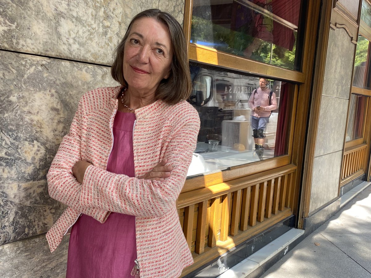 edicionesiruela's tweet photo. Ana Rodríguez Fischer gana el Premio de Novela Café Gijón con “Ljuv”, “una apuesta intimista que nos acerca a dos mujeres excepcionales en la despiadada represión estalinista” https://t.co/tAOntCRTtr